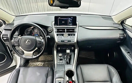 Lexus NX I, 2021 год, 2 500 000 рублей, 11 фотография