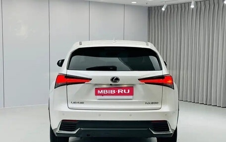 Lexus NX I, 2021 год, 2 500 000 рублей, 6 фотография