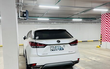 Lexus RX IV рестайлинг, 2019 год, 5 100 000 рублей, 3 фотография