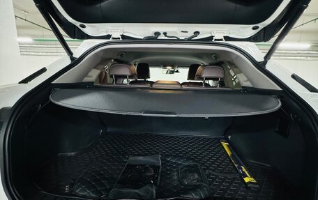 Lexus RX IV рестайлинг, 2019 год, 5 100 000 рублей, 10 фотография