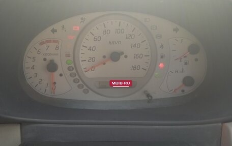 Nissan Tino, 2001 год, 140 000 рублей, 13 фотография