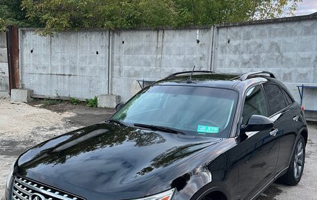Infiniti FX I, 2005 год, 900 000 рублей, 4 фотография