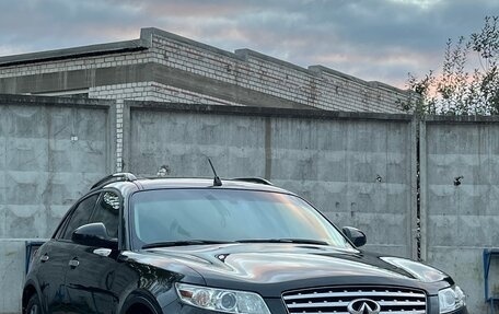 Infiniti FX I, 2005 год, 900 000 рублей, 1 фотография