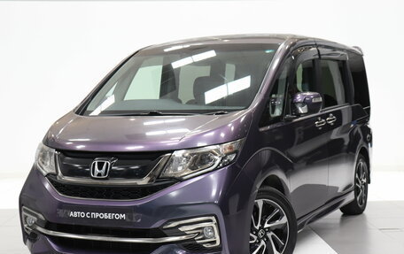 Honda Stepwgn IV, 2017 год, 1 772 000 рублей, 1 фотография