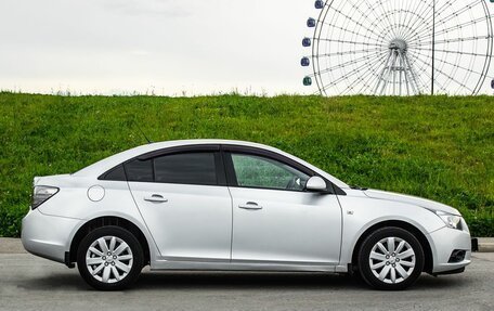 Chevrolet Cruze II, 2011 год, 650 000 рублей, 8 фотография