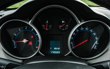 Chevrolet Cruze II, 2011 год, 650 000 рублей, 16 фотография