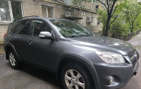 Toyota RAV4, 2011 год, 1 550 000 рублей, 2 фотография