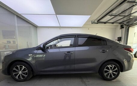 KIA Rio IV, 2021 год, 1 749 000 рублей, 10 фотография