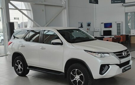 Toyota Fortuner II, 2020 год, 3 549 000 рублей, 2 фотография