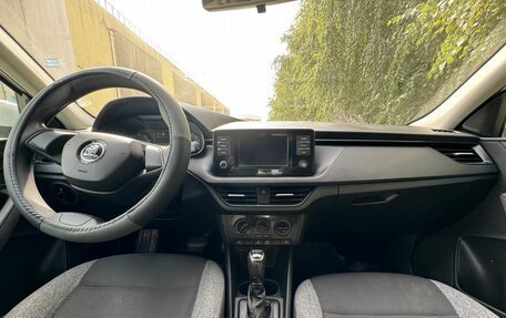 Skoda Rapid II, 2021 год, 990 000 рублей, 5 фотография