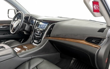 Cadillac Escalade IV, 2016 год, 3 900 000 рублей, 11 фотография