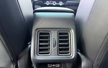 Honda Vezel, 2023 год, 1 830 000 рублей, 13 фотография