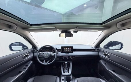 Honda Vezel, 2023 год, 1 830 000 рублей, 14 фотография