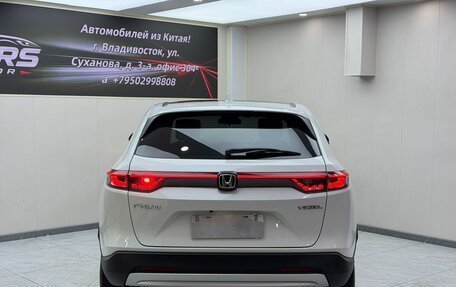 Honda Vezel, 2023 год, 1 830 000 рублей, 5 фотография