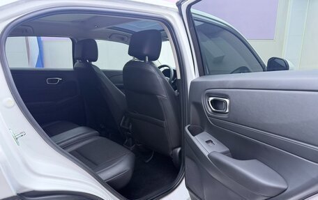 Honda Vezel, 2023 год, 1 830 000 рублей, 17 фотография