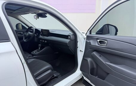 Honda Vezel, 2023 год, 1 830 000 рублей, 18 фотография