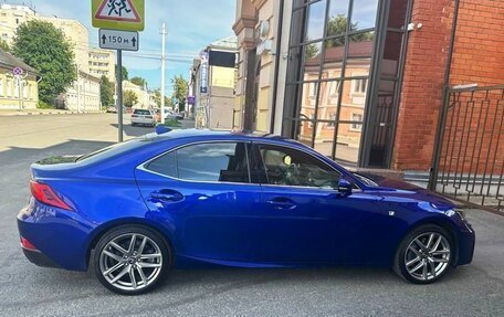 Lexus IS III, 2018 год, 3 950 000 рублей, 9 фотография