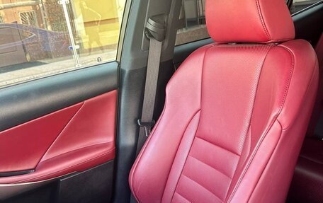 Lexus IS III, 2018 год, 3 950 000 рублей, 14 фотография