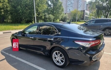 Toyota Camry, 2019 год, 2 500 000 рублей, 2 фотография