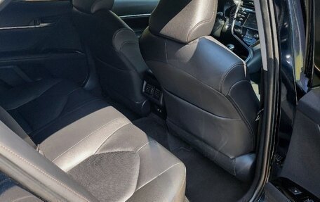 Toyota Camry, 2019 год, 2 500 000 рублей, 19 фотография