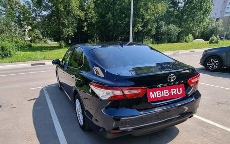 Toyota Camry, 2019 год, 2 500 000 рублей, 8 фотография