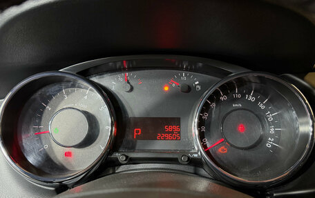 Peugeot 3008 I рестайлинг, 2012 год, 590 000 рублей, 11 фотография