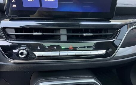 Haval H6, 2022 год, 1 050 000 рублей, 10 фотография