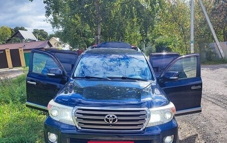 Toyota Land Cruiser 200, 2012 год, 3 950 000 рублей, 8 фотография