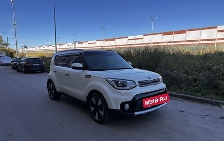 KIA Soul II рестайлинг, 2017 год, 1 850 000 рублей, 9 фотография
