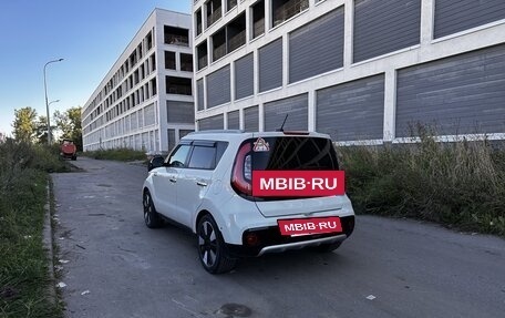 KIA Soul II рестайлинг, 2017 год, 1 850 000 рублей, 8 фотография
