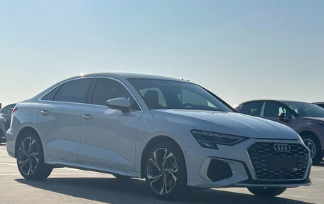 Audi A3, 2023 год, 2 200 000 рублей, 3 фотография