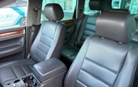 Volkswagen Touareg III, 2004 год, 592 000 рублей, 9 фотография