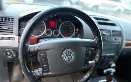 Volkswagen Touareg III, 2004 год, 592 000 рублей, 8 фотография