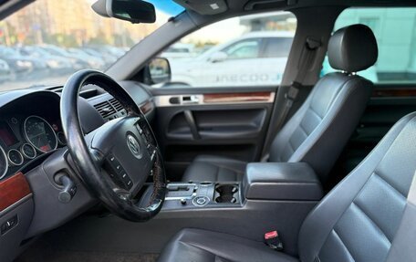 Volkswagen Touareg III, 2004 год, 592 000 рублей, 7 фотография