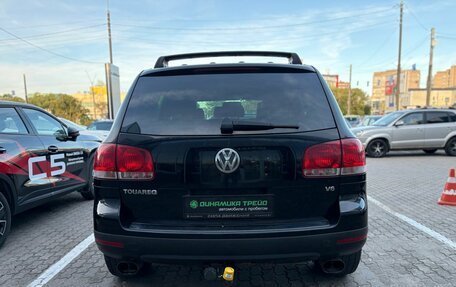 Volkswagen Touareg III, 2004 год, 592 000 рублей, 5 фотография