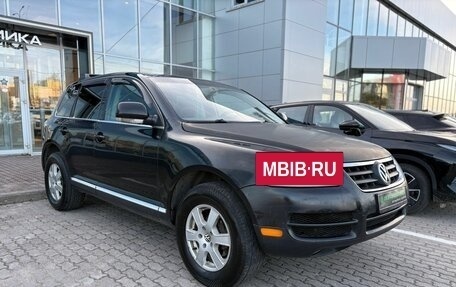 Volkswagen Touareg III, 2004 год, 592 000 рублей, 2 фотография