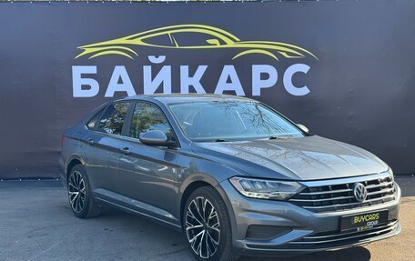 Volkswagen Jetta VII, 2018 год, 1 590 000 рублей, 2 фотография