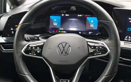 Volkswagen Golf VIII, 2021 год, 1 800 004 рублей, 10 фотография