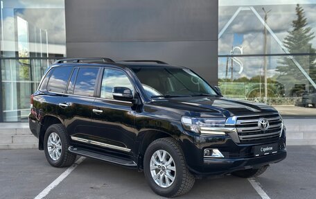 Toyota Land Cruiser 200, 2016 год, 5 440 000 рублей, 5 фотография