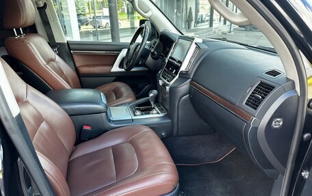 Toyota Land Cruiser 200, 2016 год, 5 440 000 рублей, 14 фотография