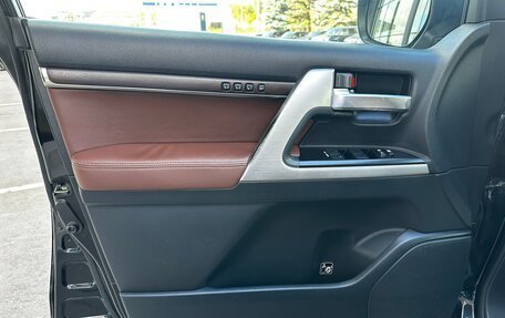 Toyota Land Cruiser 200, 2016 год, 5 440 000 рублей, 9 фотография