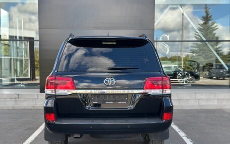 Toyota Land Cruiser 200, 2016 год, 5 440 000 рублей, 7 фотография