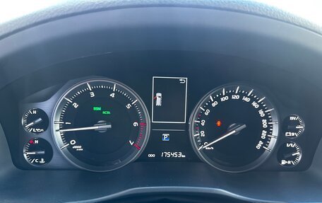 Toyota Land Cruiser 200, 2016 год, 5 440 000 рублей, 17 фотография