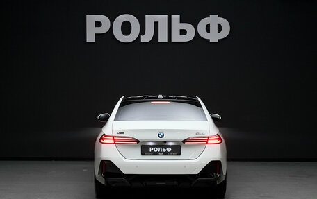 BMW 5 серия, 2025 год, 8 600 000 рублей, 2 фотография