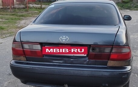 Toyota Carina, 1992 год, 250 000 рублей, 12 фотография