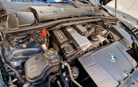 BMW 3 серия, 2010 год, 1 380 000 рублей, 17 фотография
