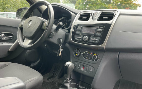 Renault Sandero II рестайлинг, 2016 год, 899 000 рублей, 12 фотография
