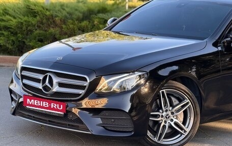 Mercedes-Benz E-Класс, 2019 год, 3 450 000 рублей, 2 фотография