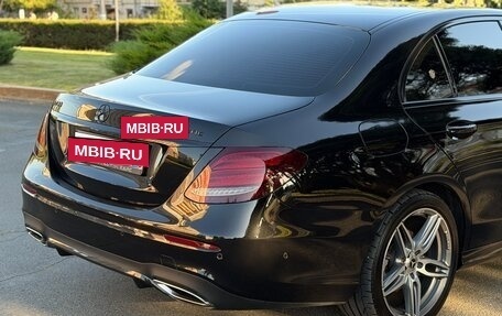 Mercedes-Benz E-Класс, 2019 год, 3 450 000 рублей, 8 фотография