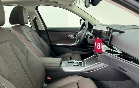 BMW 3 серия, 2024 год, 5 490 000 рублей, 13 фотография